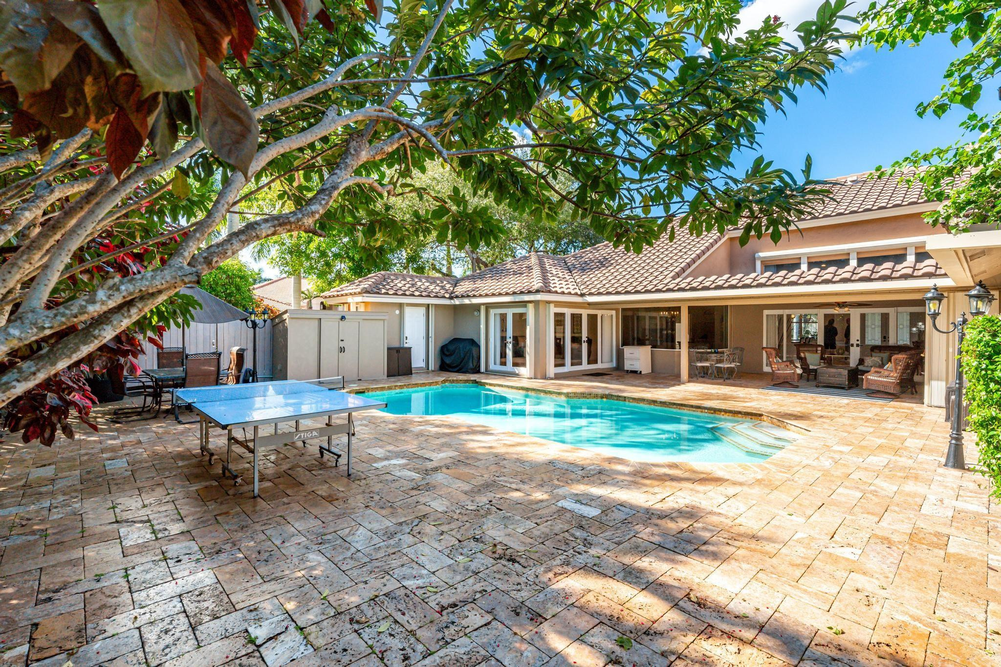 378 Coconut Circle