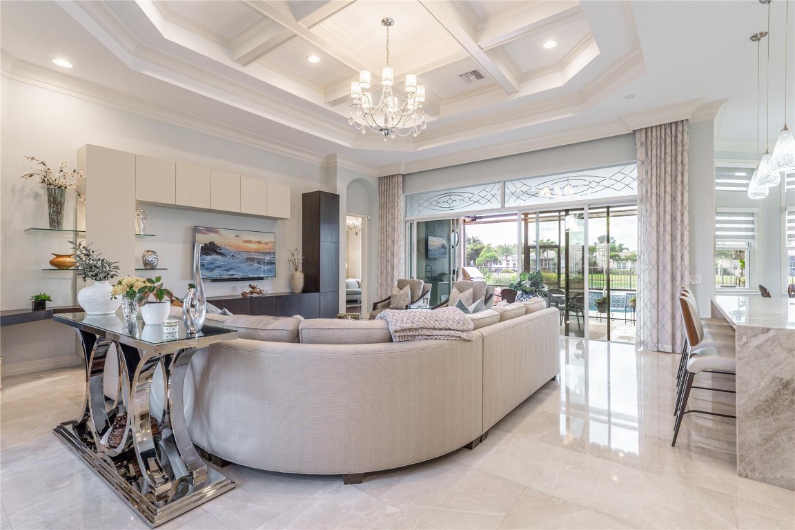 10516 Whitewind Cir
