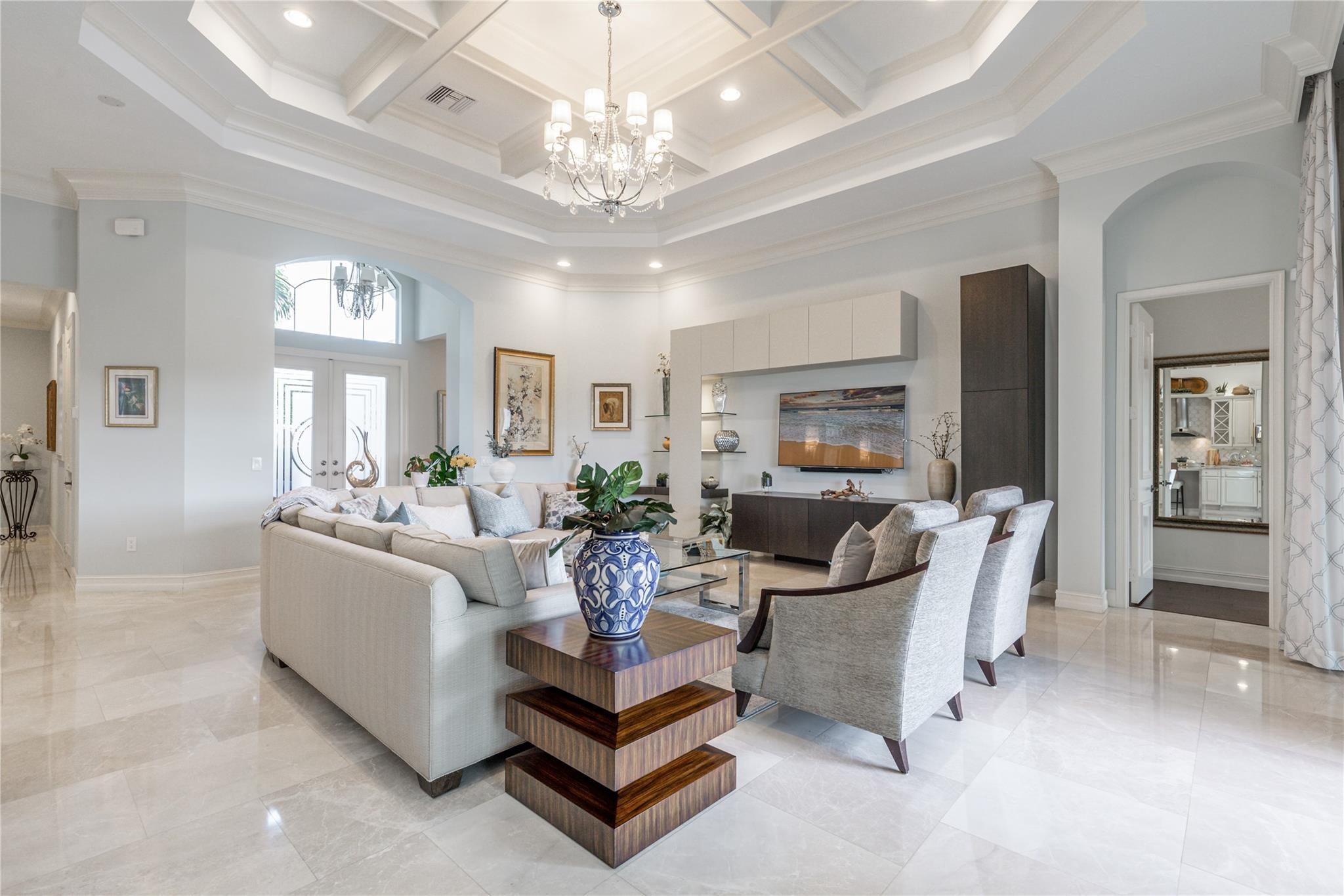 10516 Whitewind Cir
