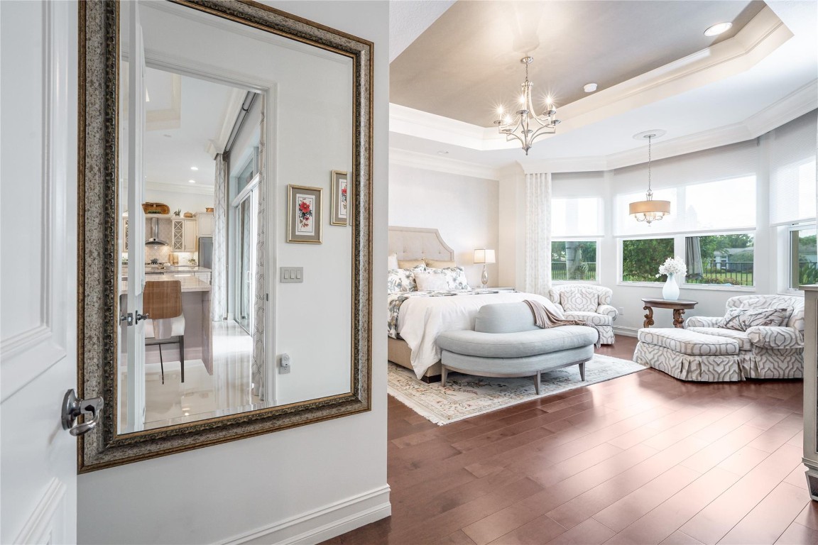 10516 Whitewind Cir