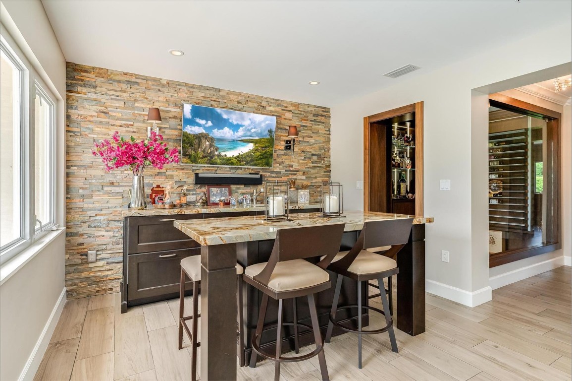 5060 Thoroughbred Lane