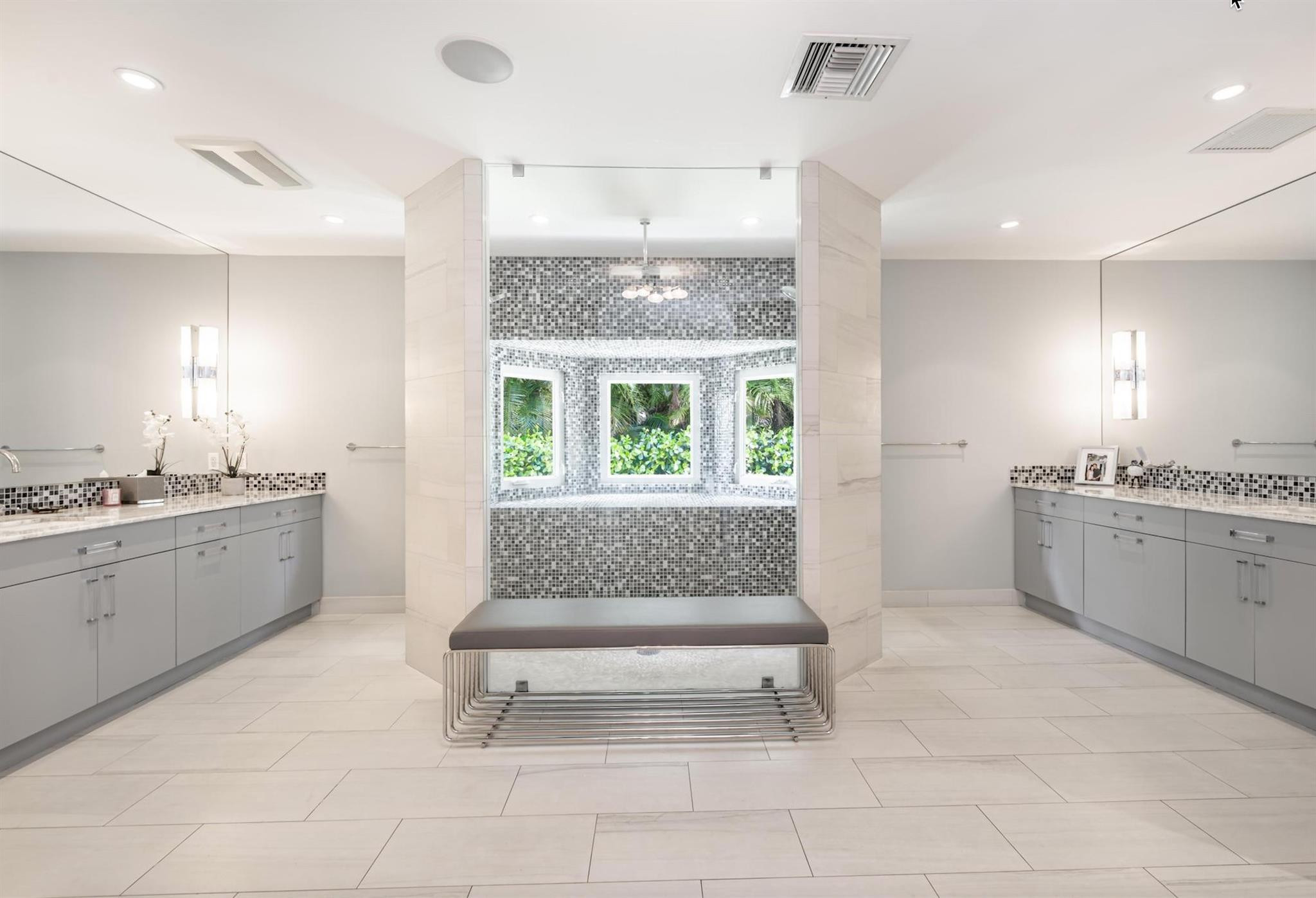 5060 Thoroughbred Lane