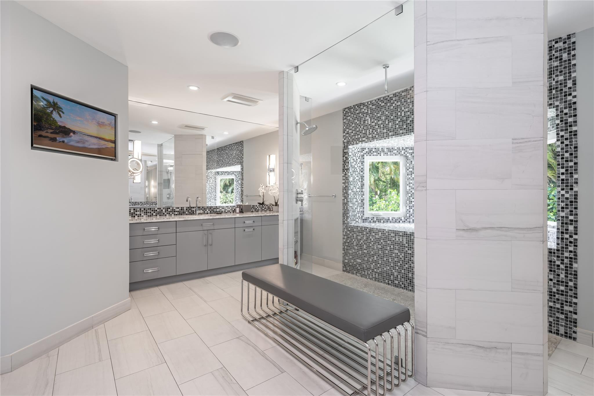 5060 Thoroughbred Lane