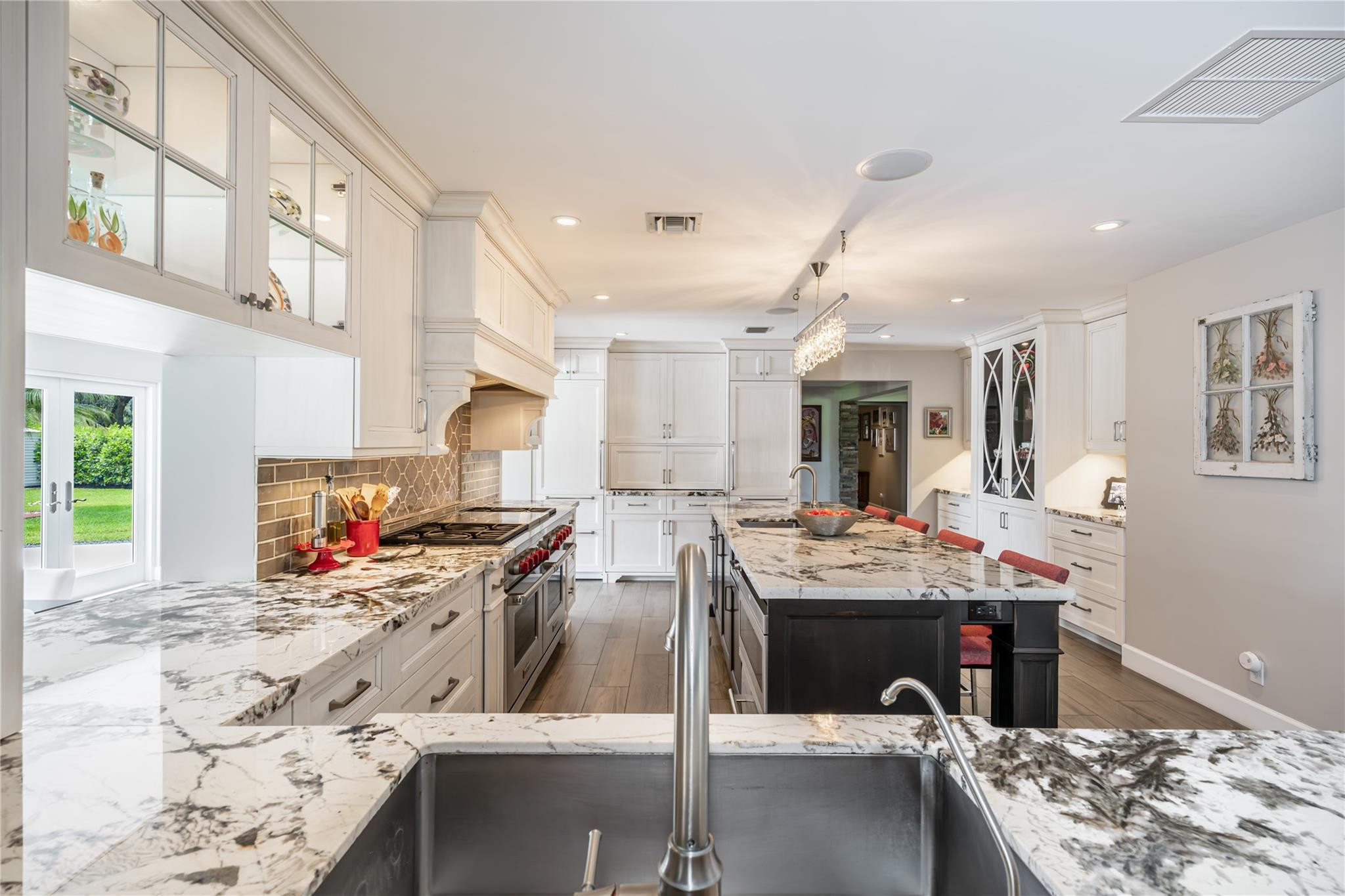 5060 Thoroughbred Lane