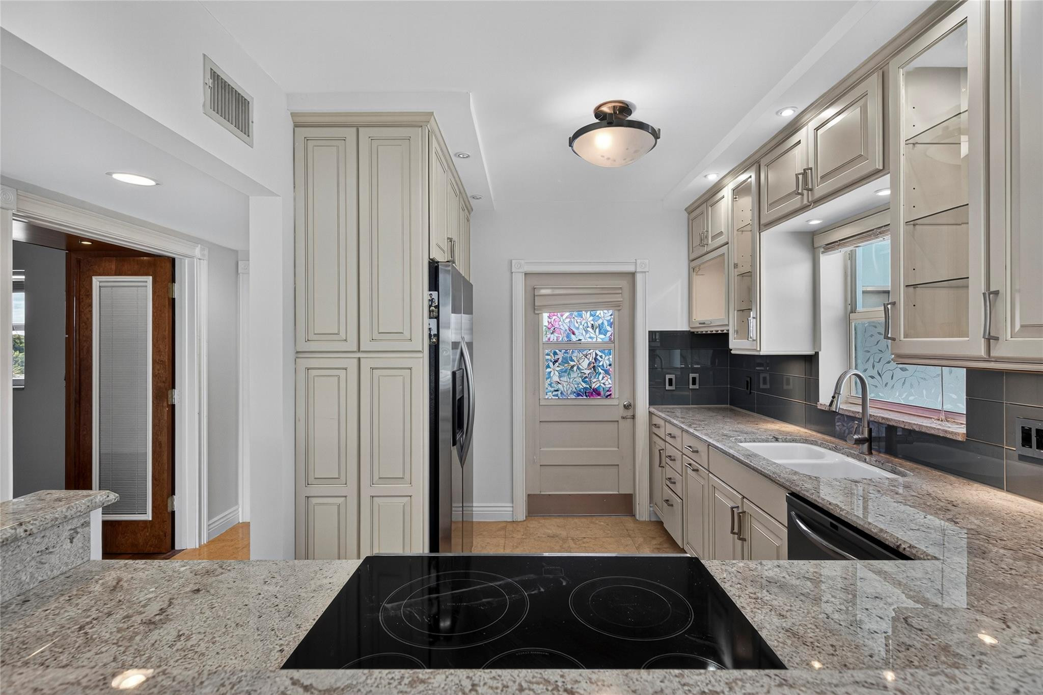 2772 NE 30th Ave 8D