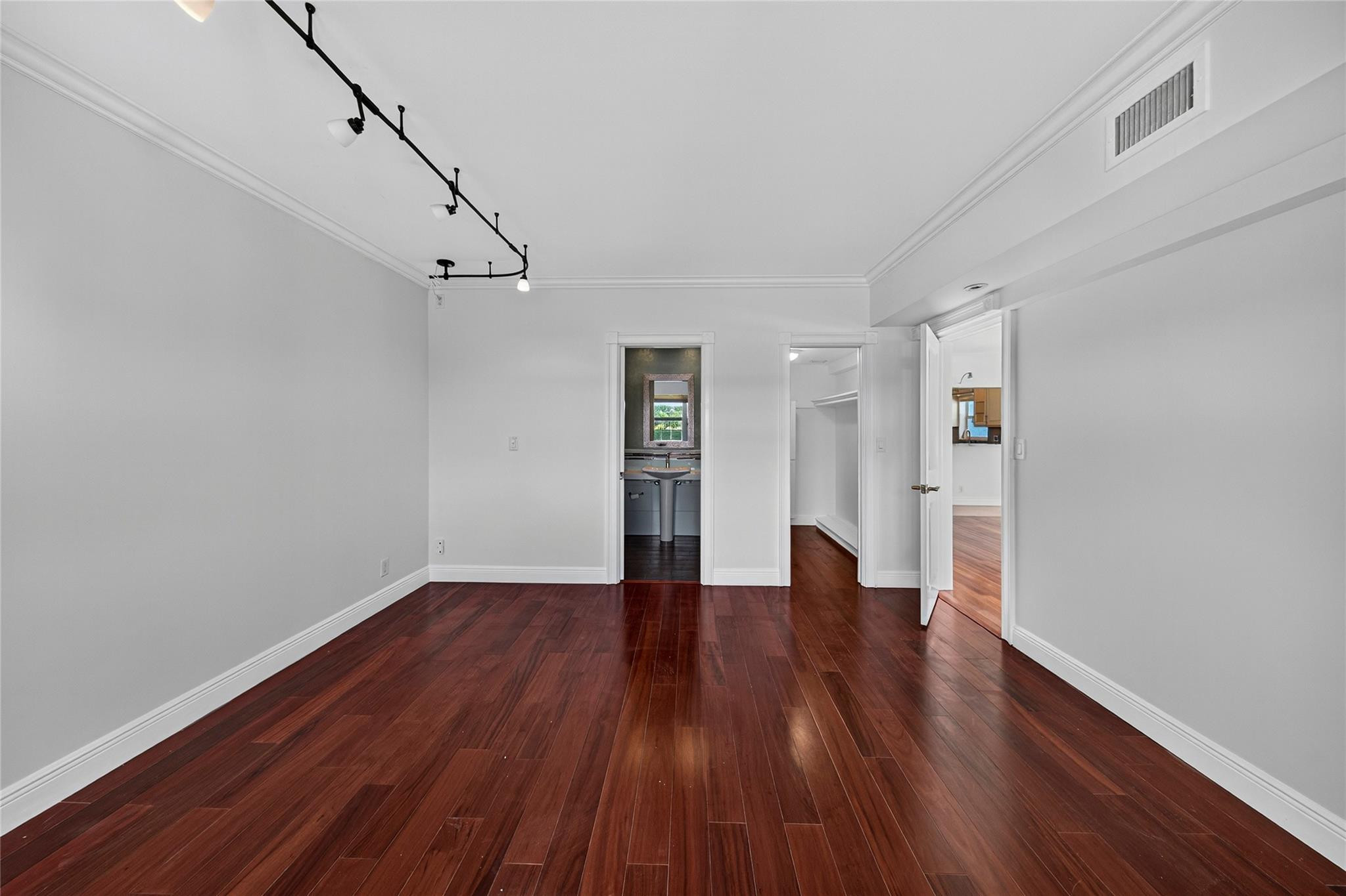 2772 NE 30th Ave 8D