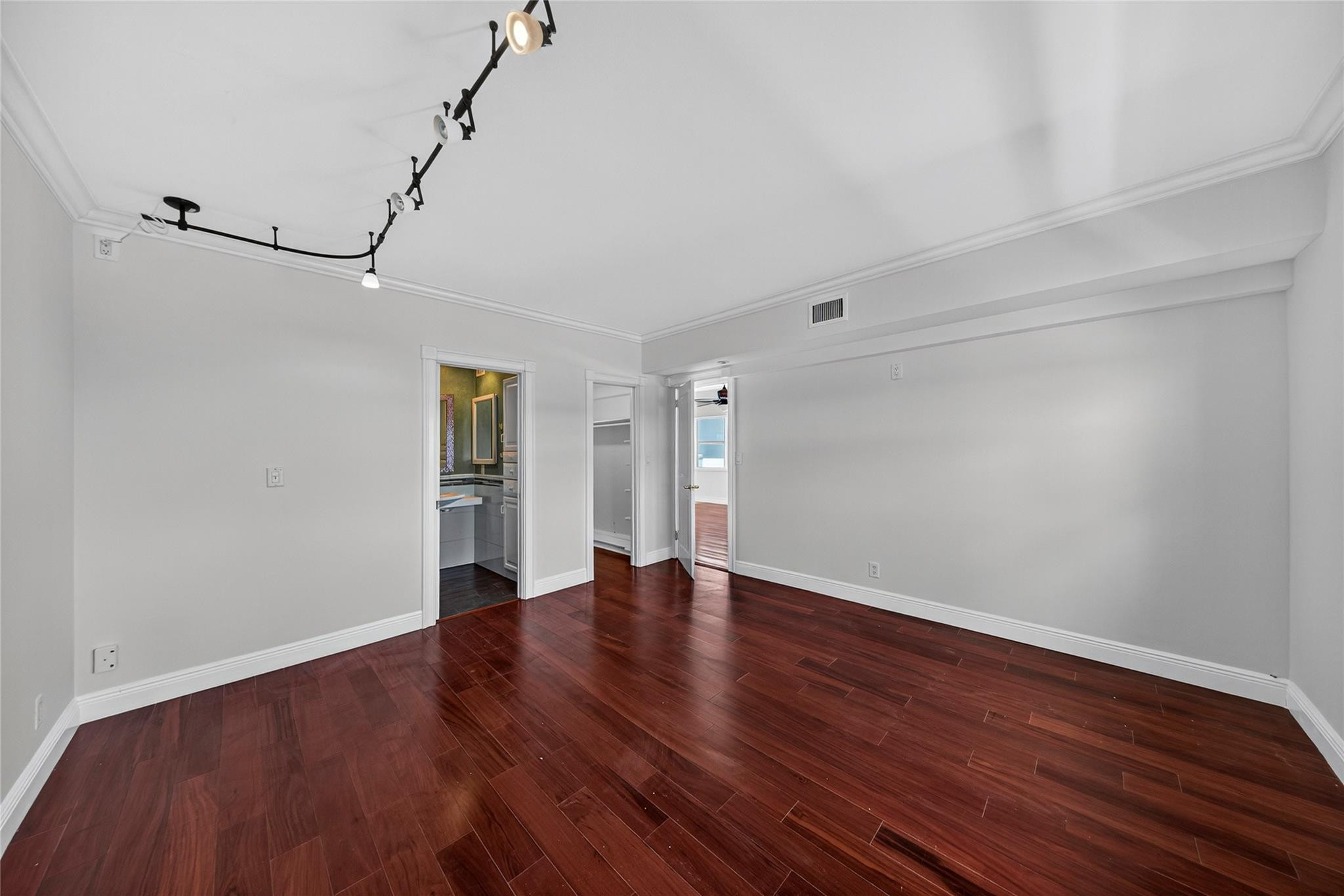2772 NE 30th Ave 8D