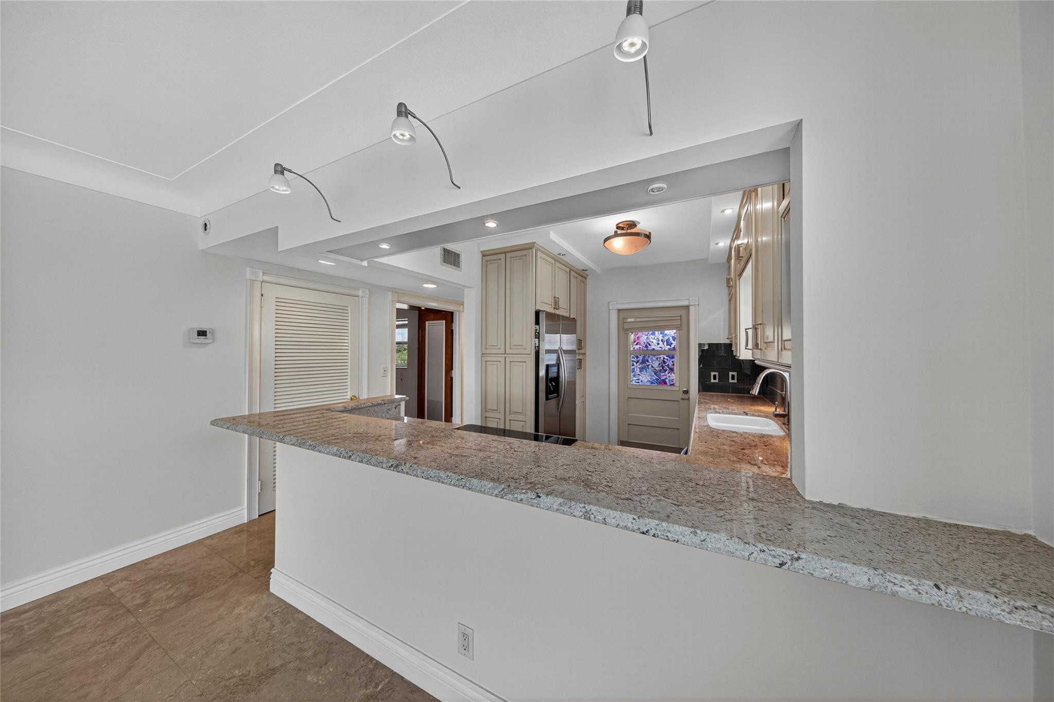 2772 NE 30th Ave 8D