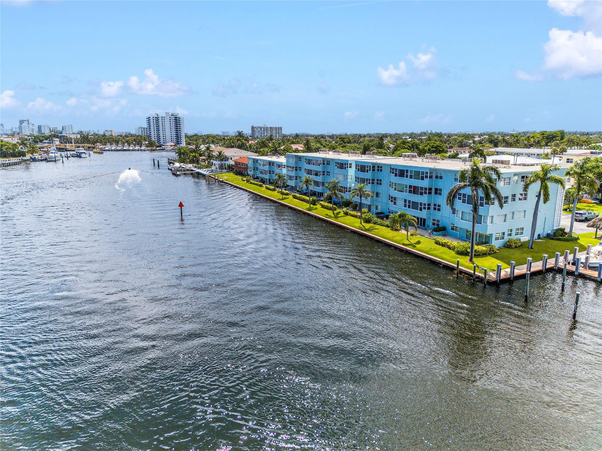 2772 NE 30th Ave 8D