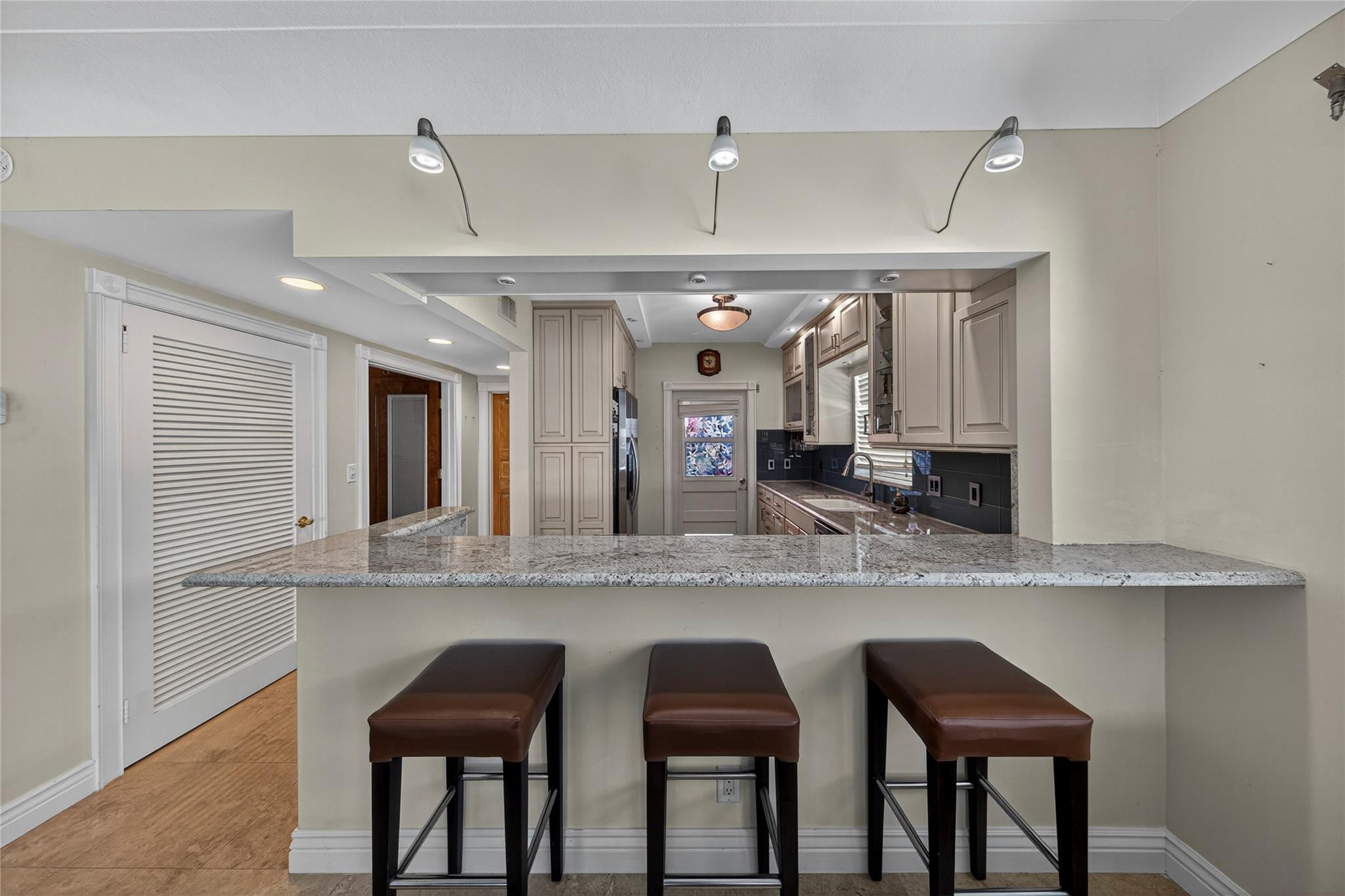2772 NE 30th Ave 8D