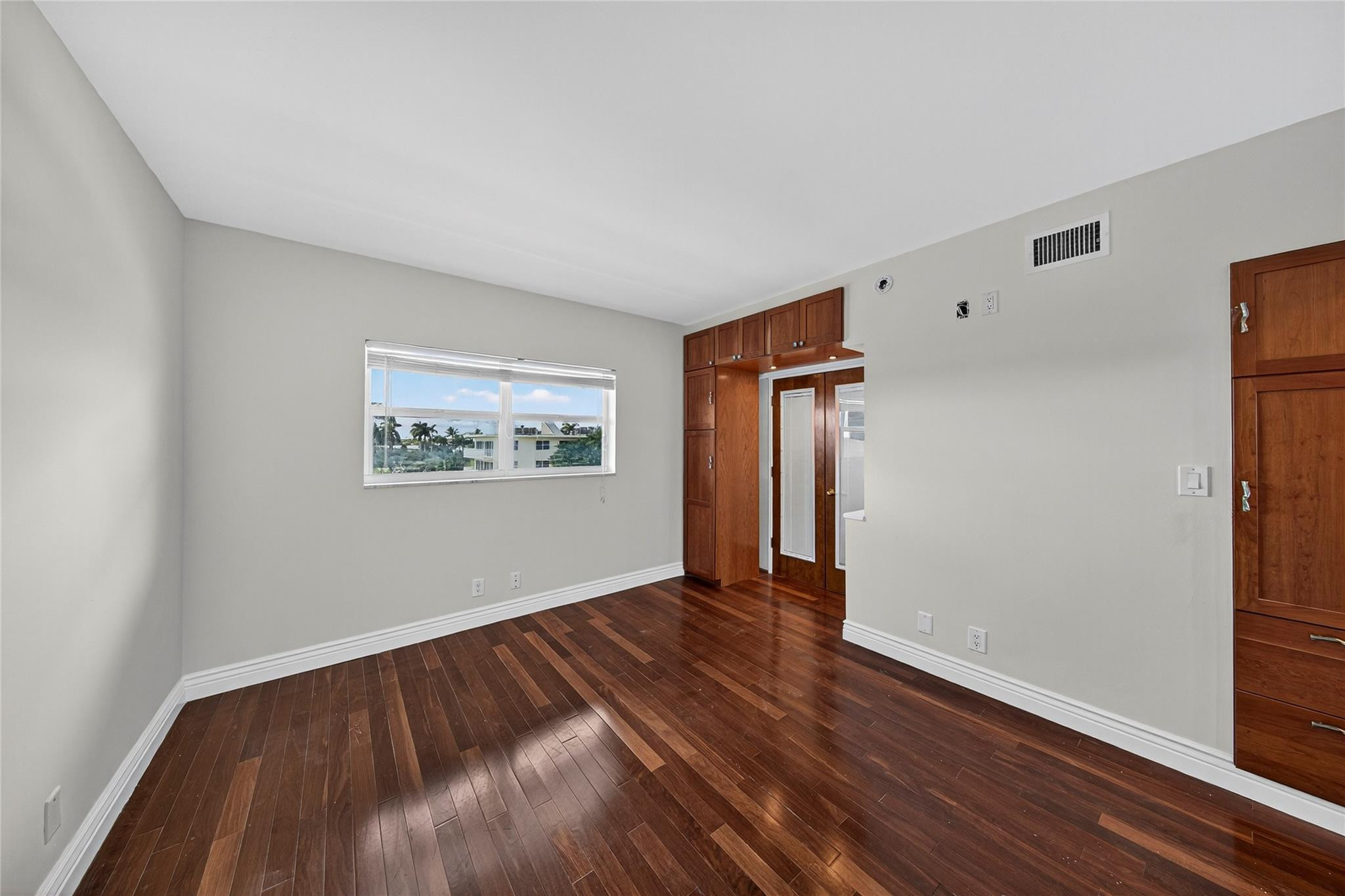 2772 NE 30th Ave 8D