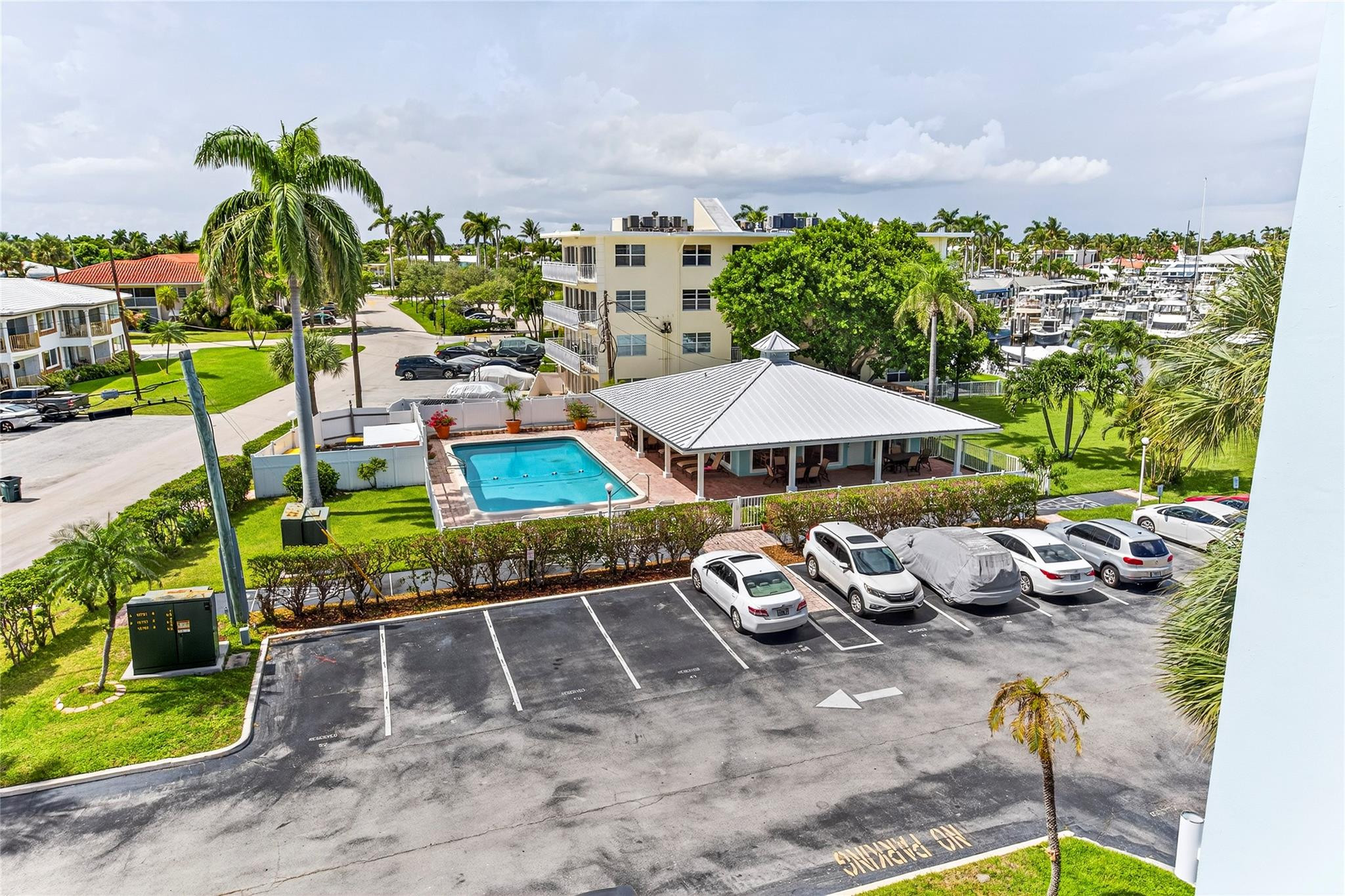 2772 NE 30th Ave 8D