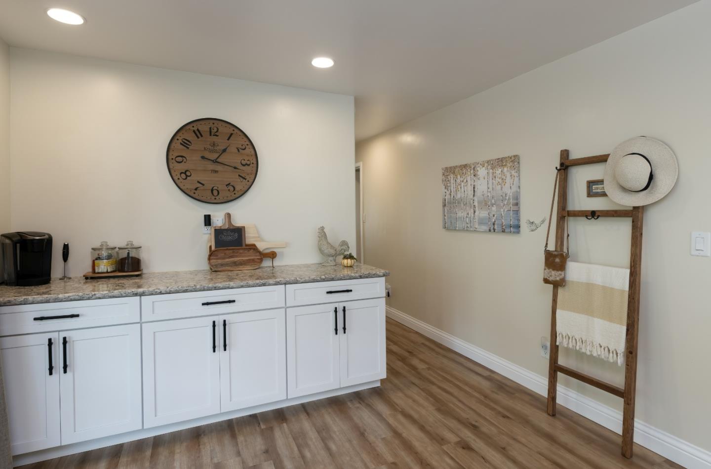 270 Hames Road Unit: 30