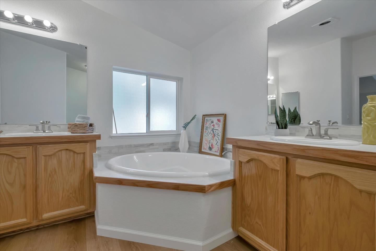 300 Plum Street Unit: 96