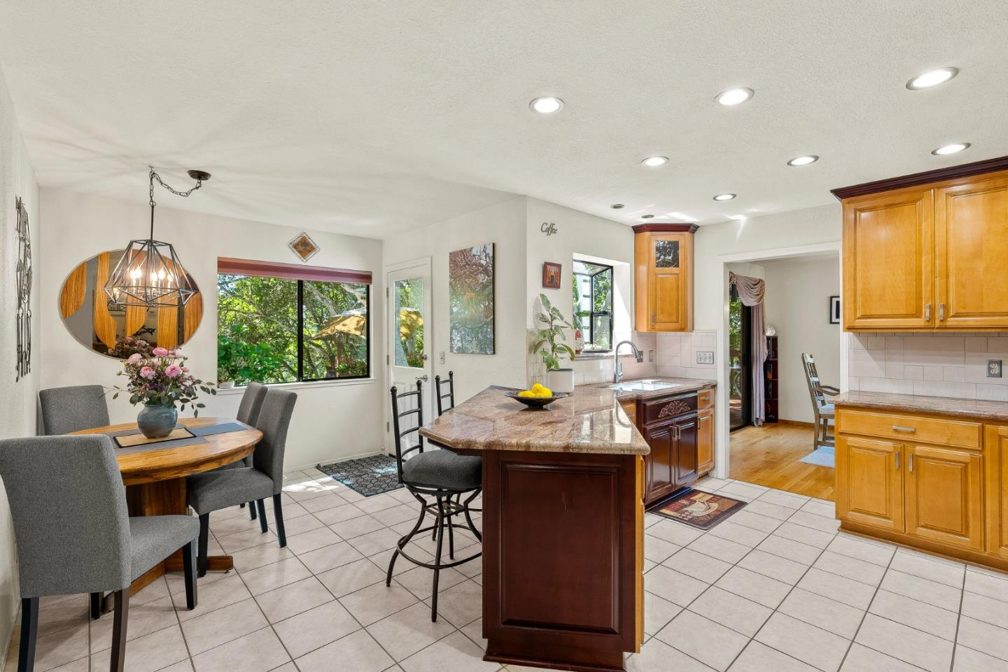 1910 Jacklyn Court