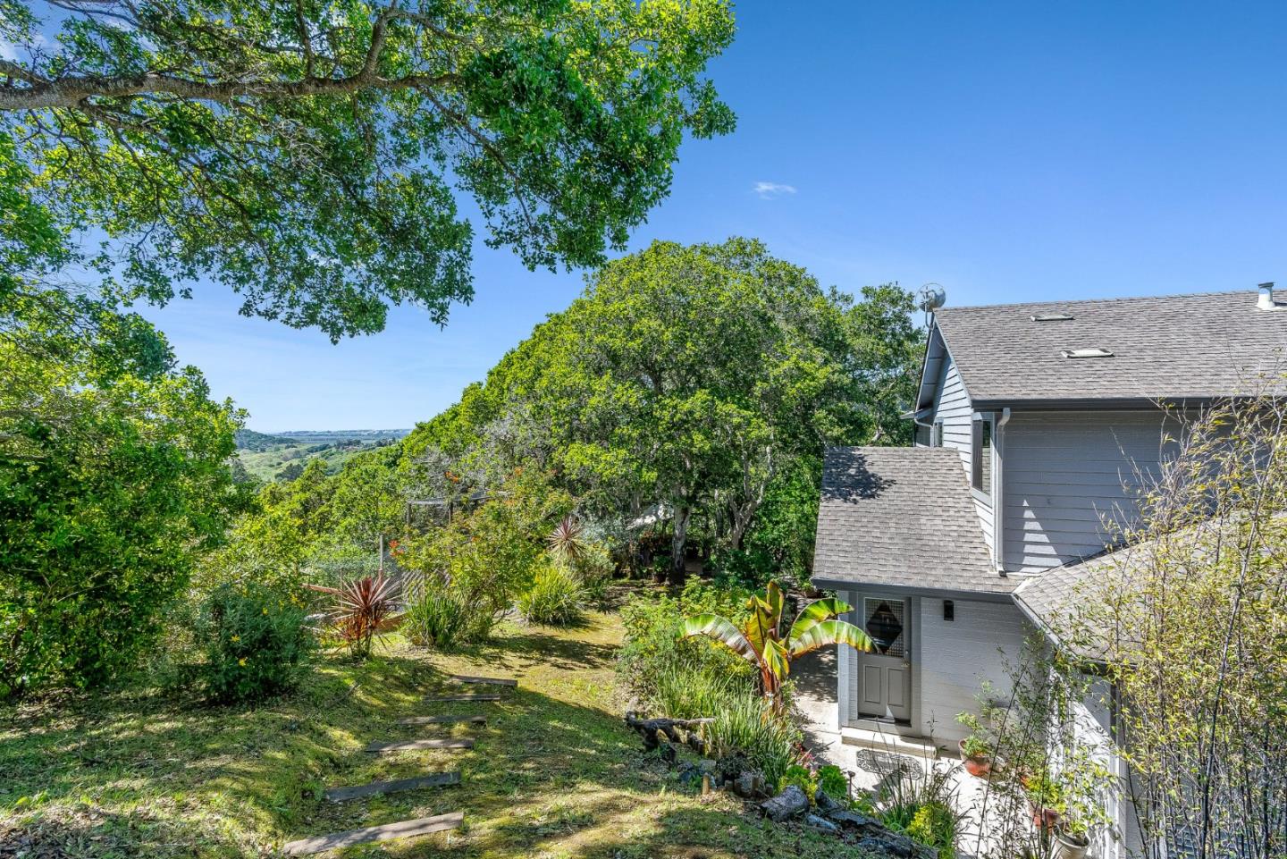 1910 Jacklyn Court