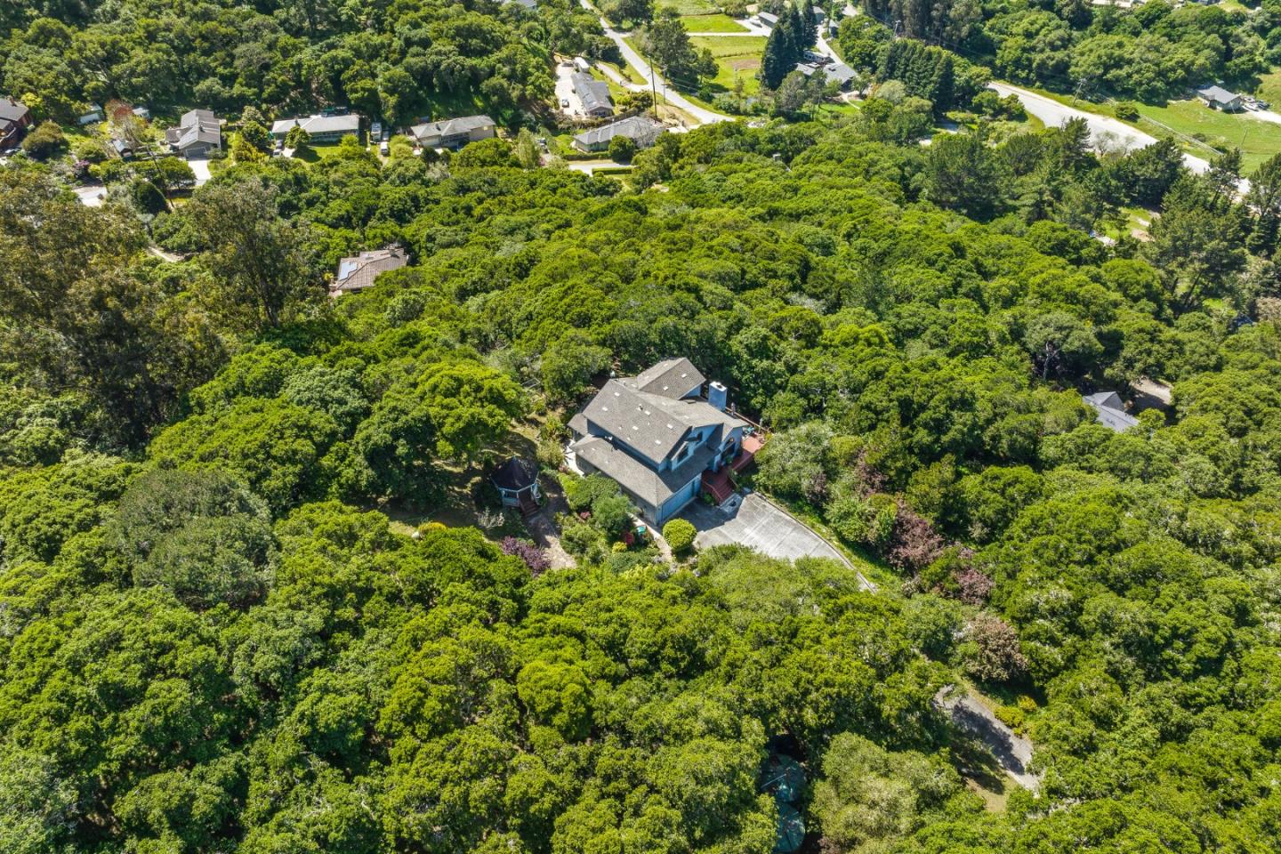 1910 Jacklyn Court