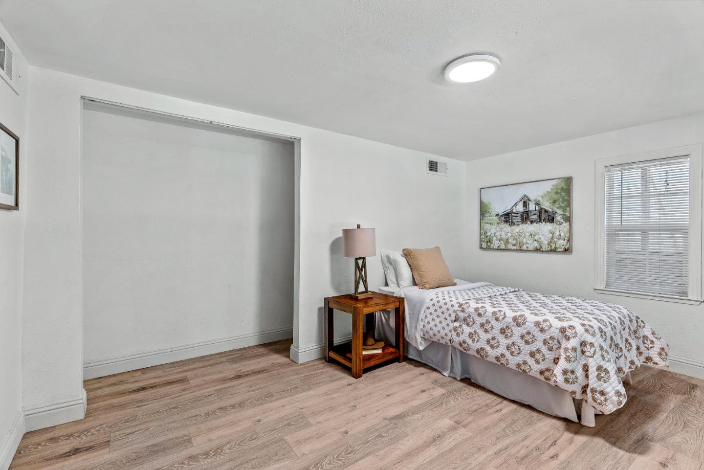 800 Ranchitos Del Sol