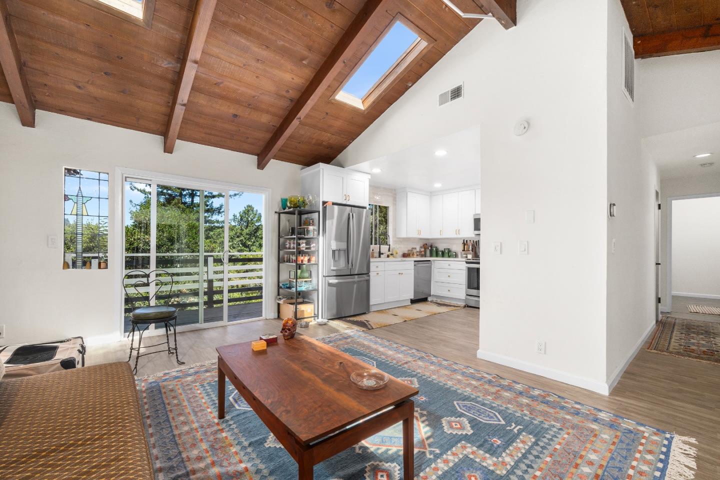 2480 Redwood Drive