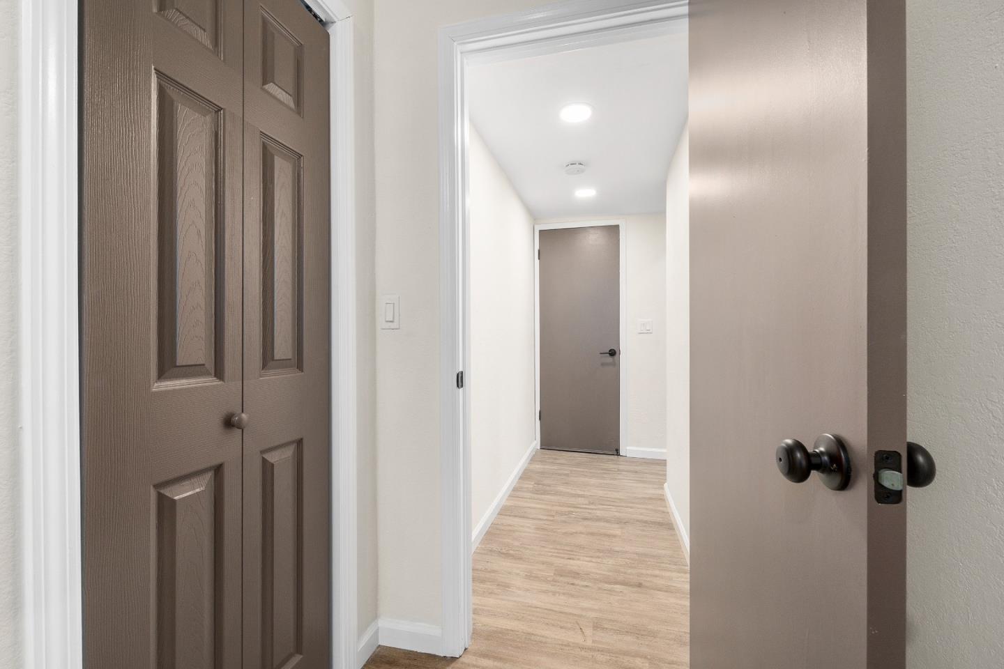 2480 Redwood Drive