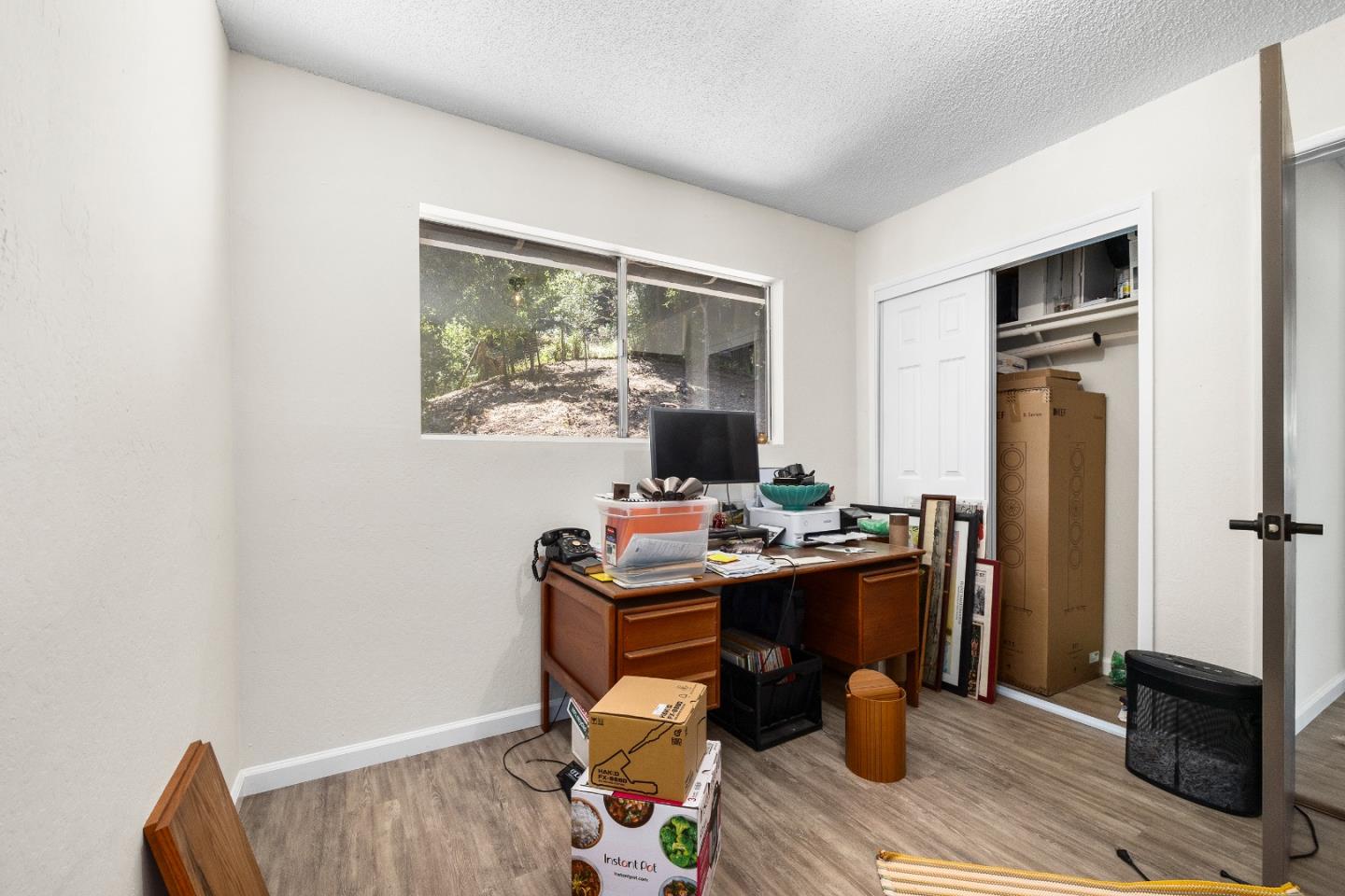 2480 Redwood Drive