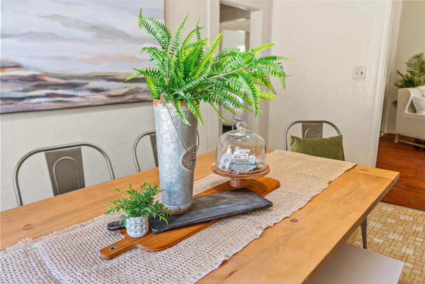 676 Pleasant Valley Lane