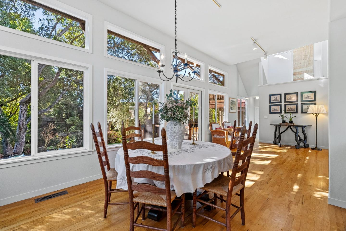 246 Meadow Road