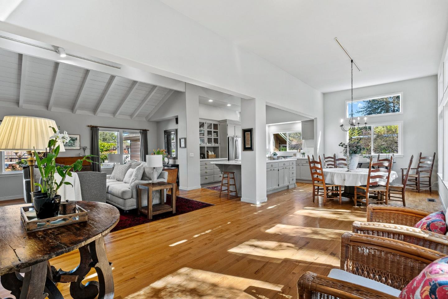 246 Meadow Road