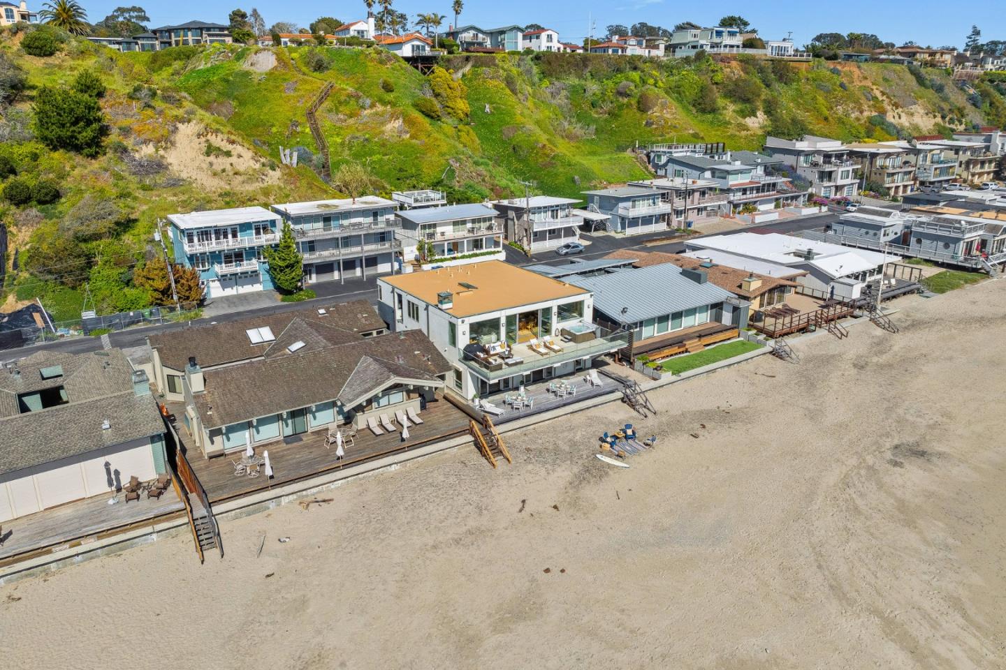 618 Beach Drive