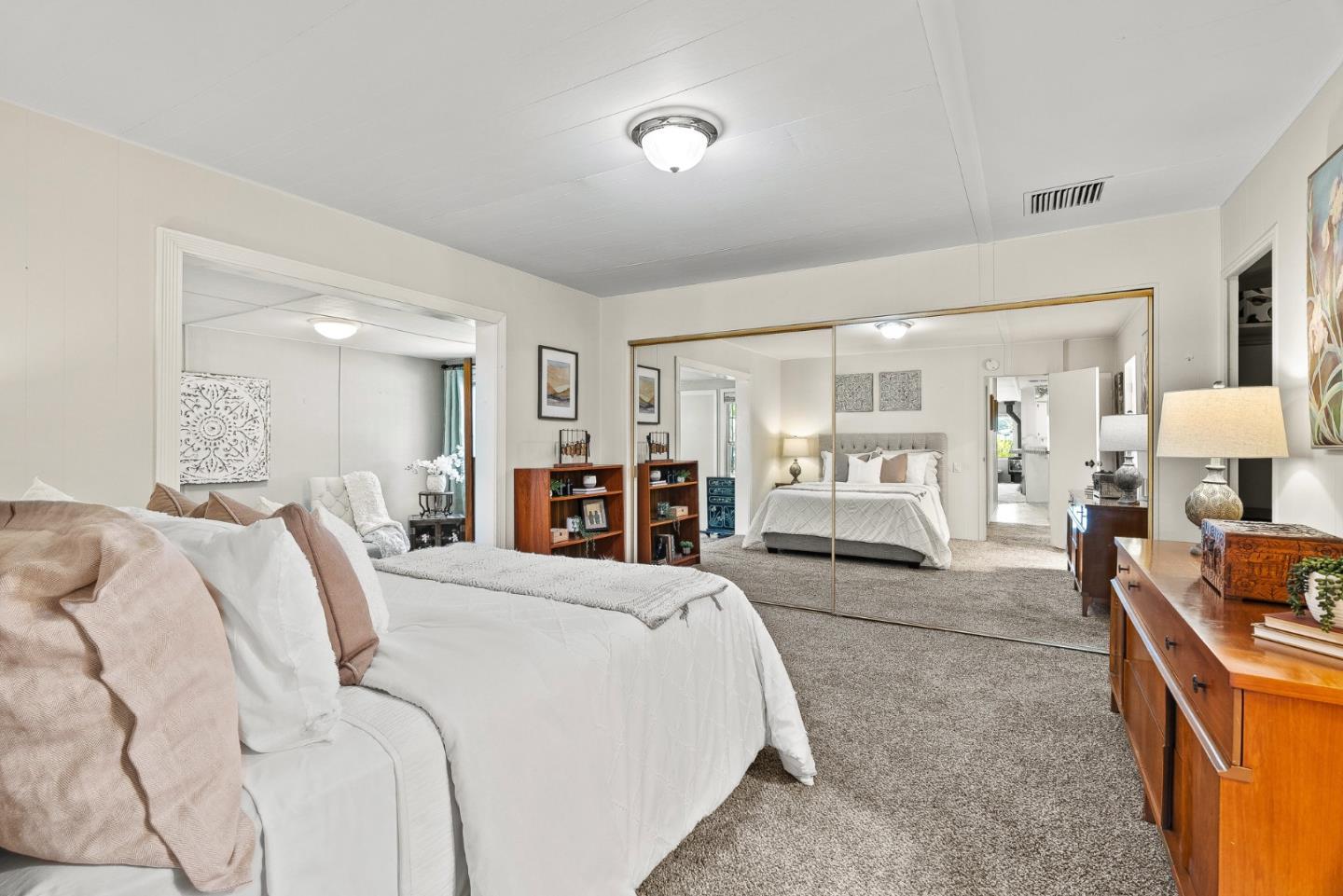 15 Oak Shadows Lane Unit: 15