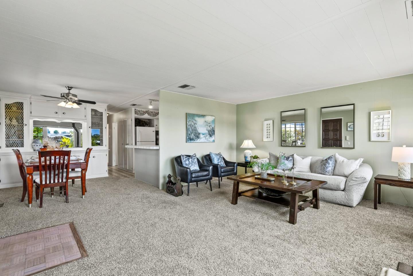 15 Oak Shadows Lane Unit: 15