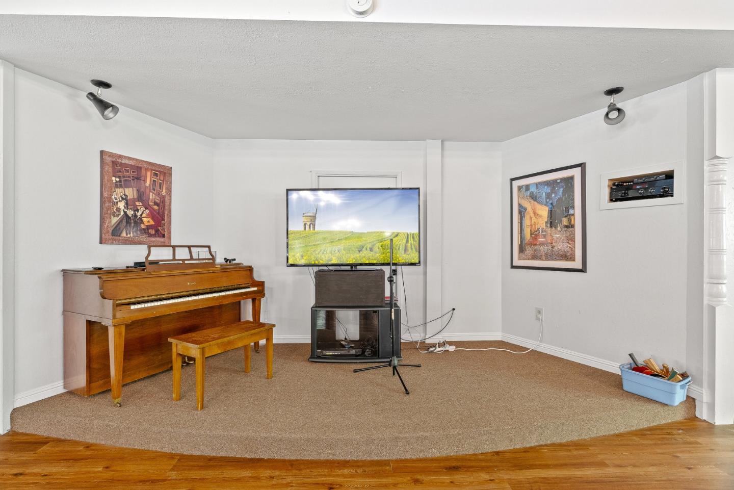 15 Oak Shadows Lane Unit: 15