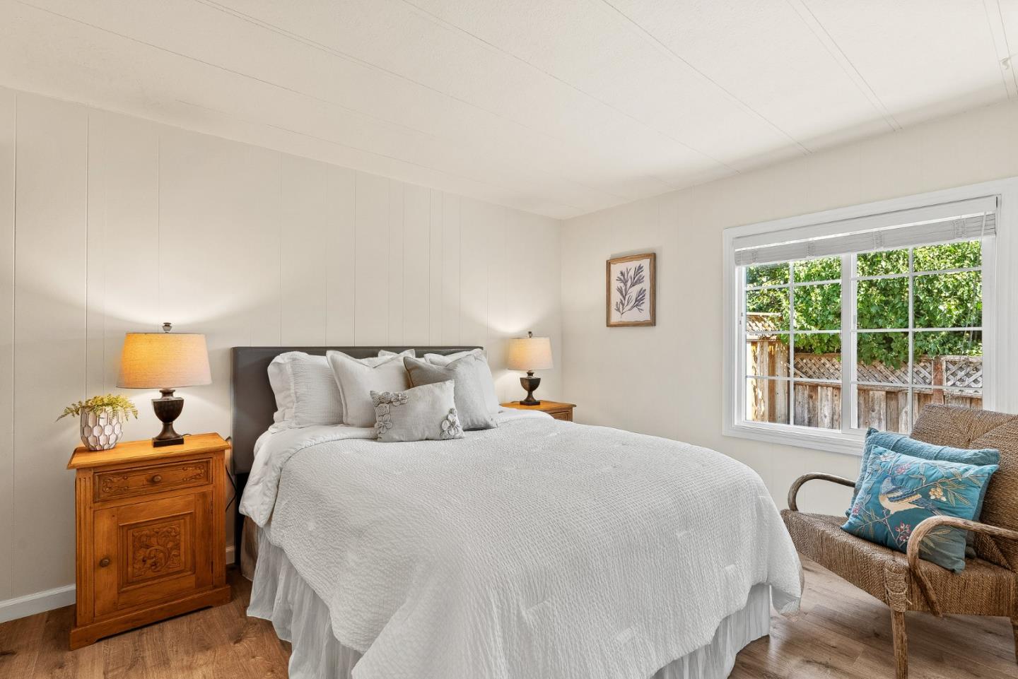 220 Mar Vista Drive Unit: 11