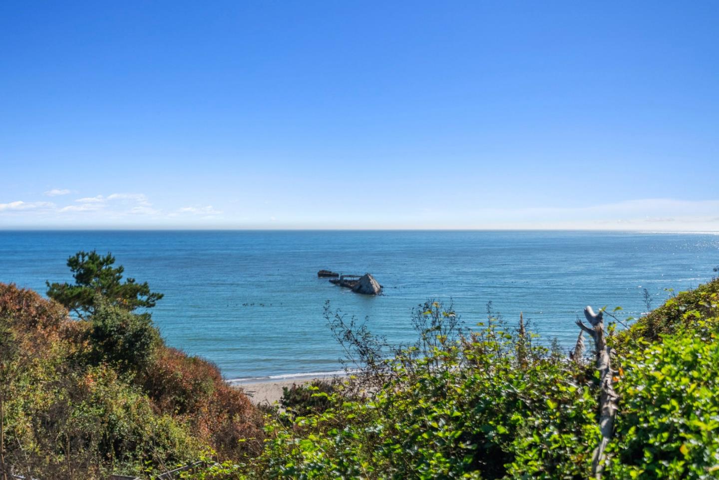 220 Mar Vista Drive Unit: 11