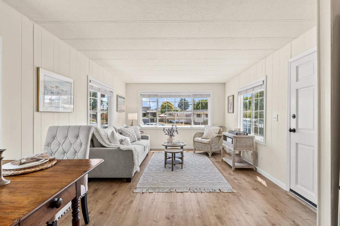 220 Mar Vista Drive Unit: 11