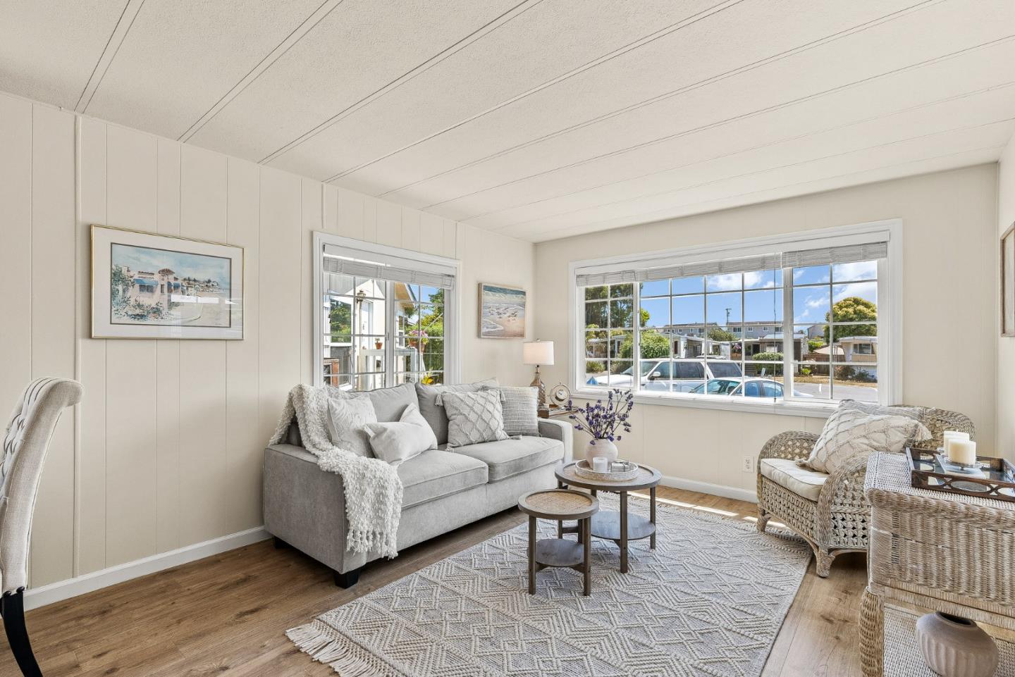220 Mar Vista Drive Unit: 11