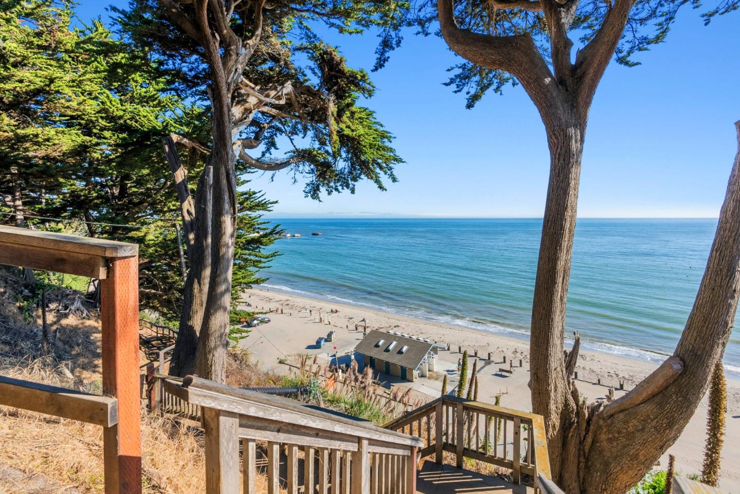 220 Mar Vista Drive Unit: 11