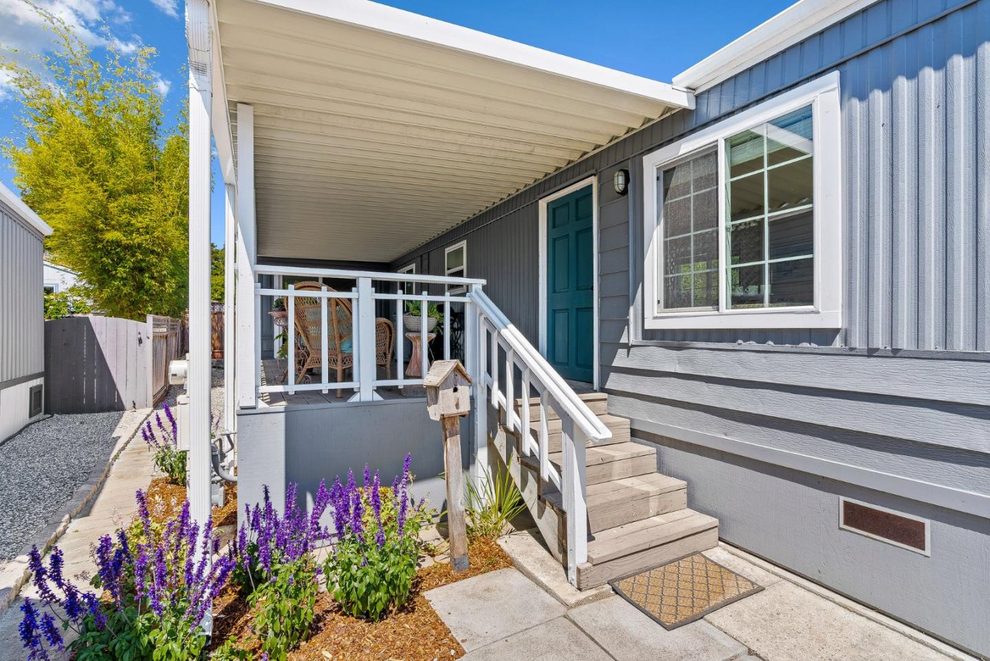 220 Mar Vista Drive Unit: 11