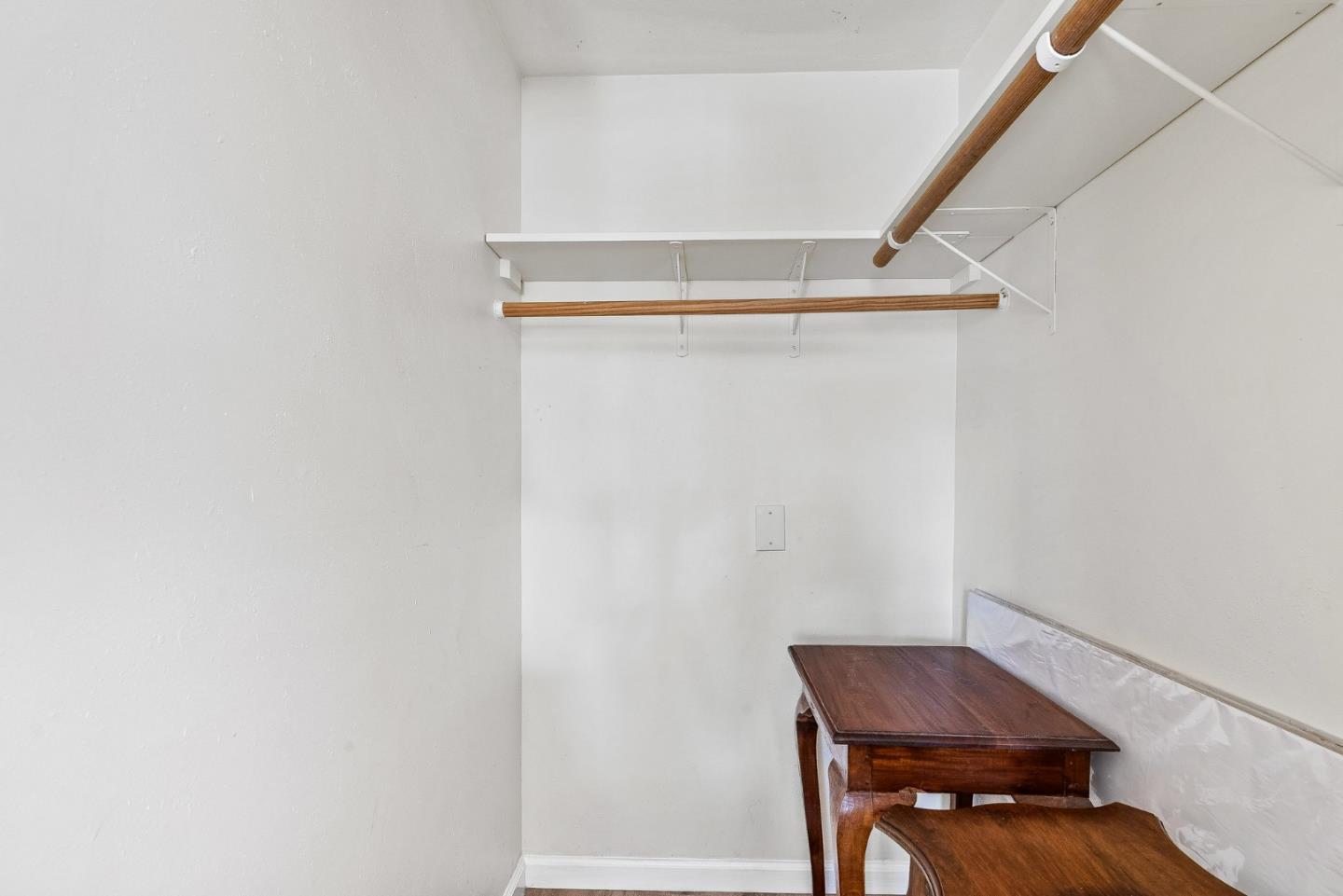 220 Mar Vista Drive Unit: 11