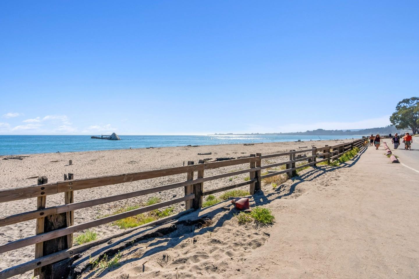 220 Mar Vista Drive Unit: 11