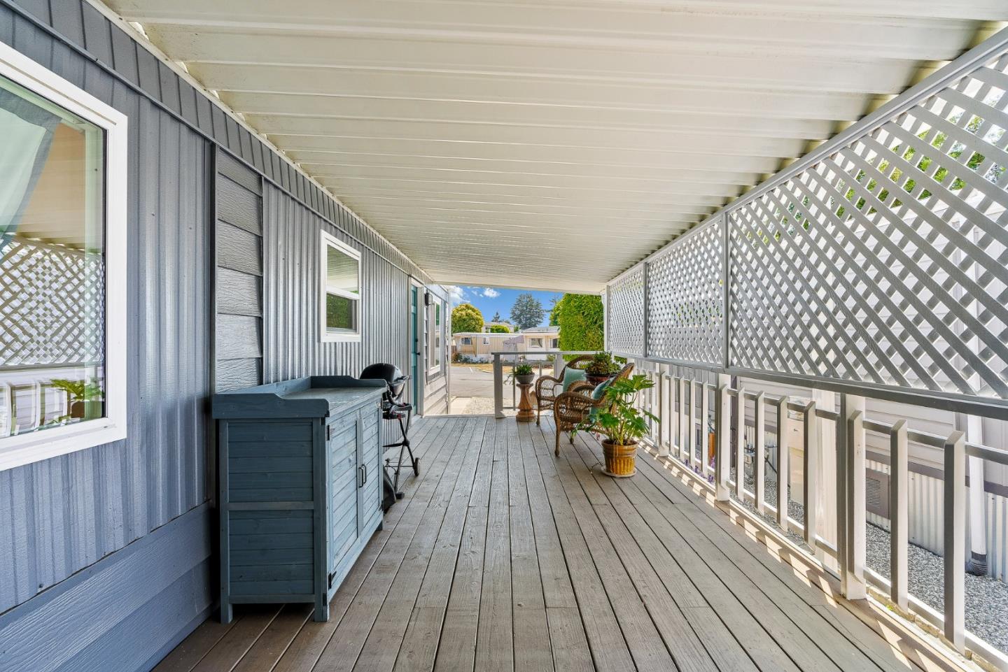 220 Mar Vista Drive Unit: 11