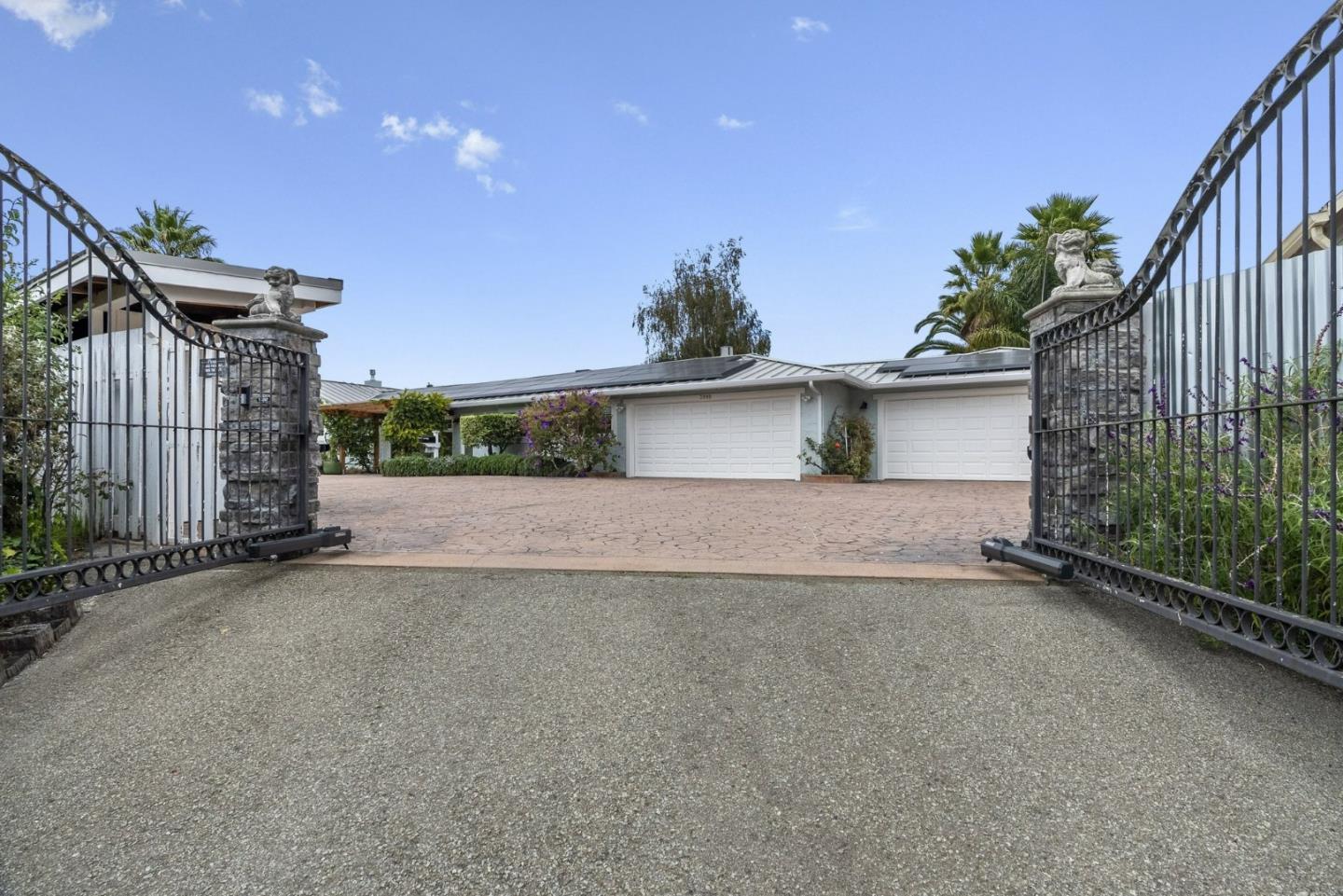 3999 Cherryvale AVE