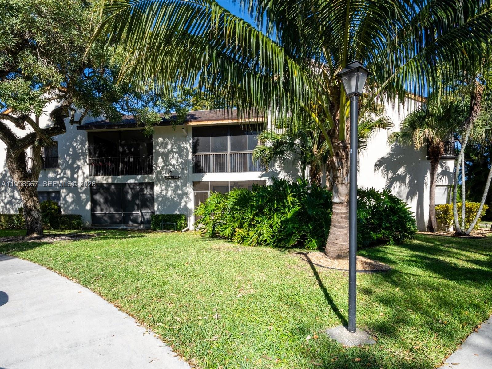 2534 Carambola Circle N 1825