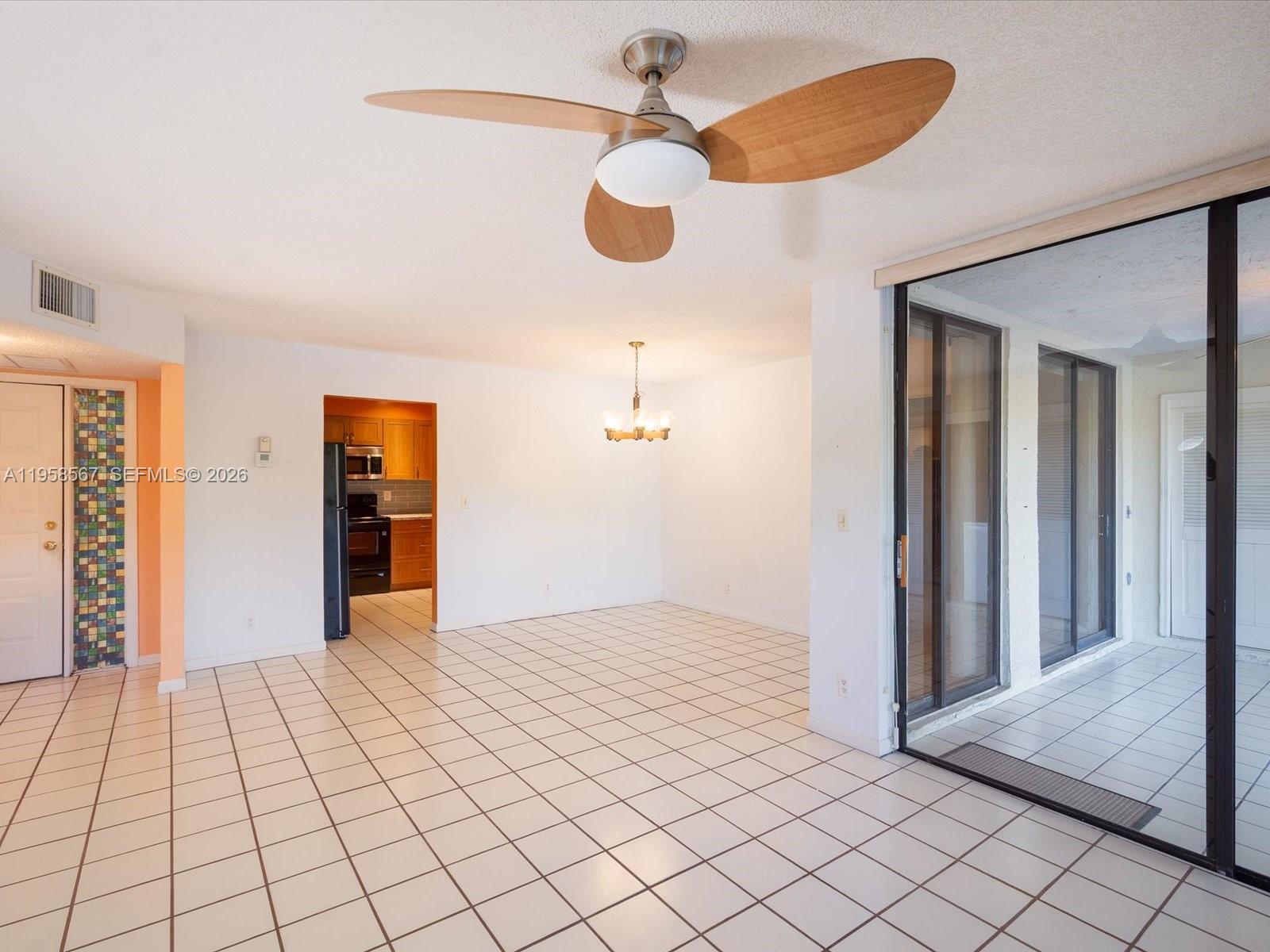 2534 Carambola Circle N 1825