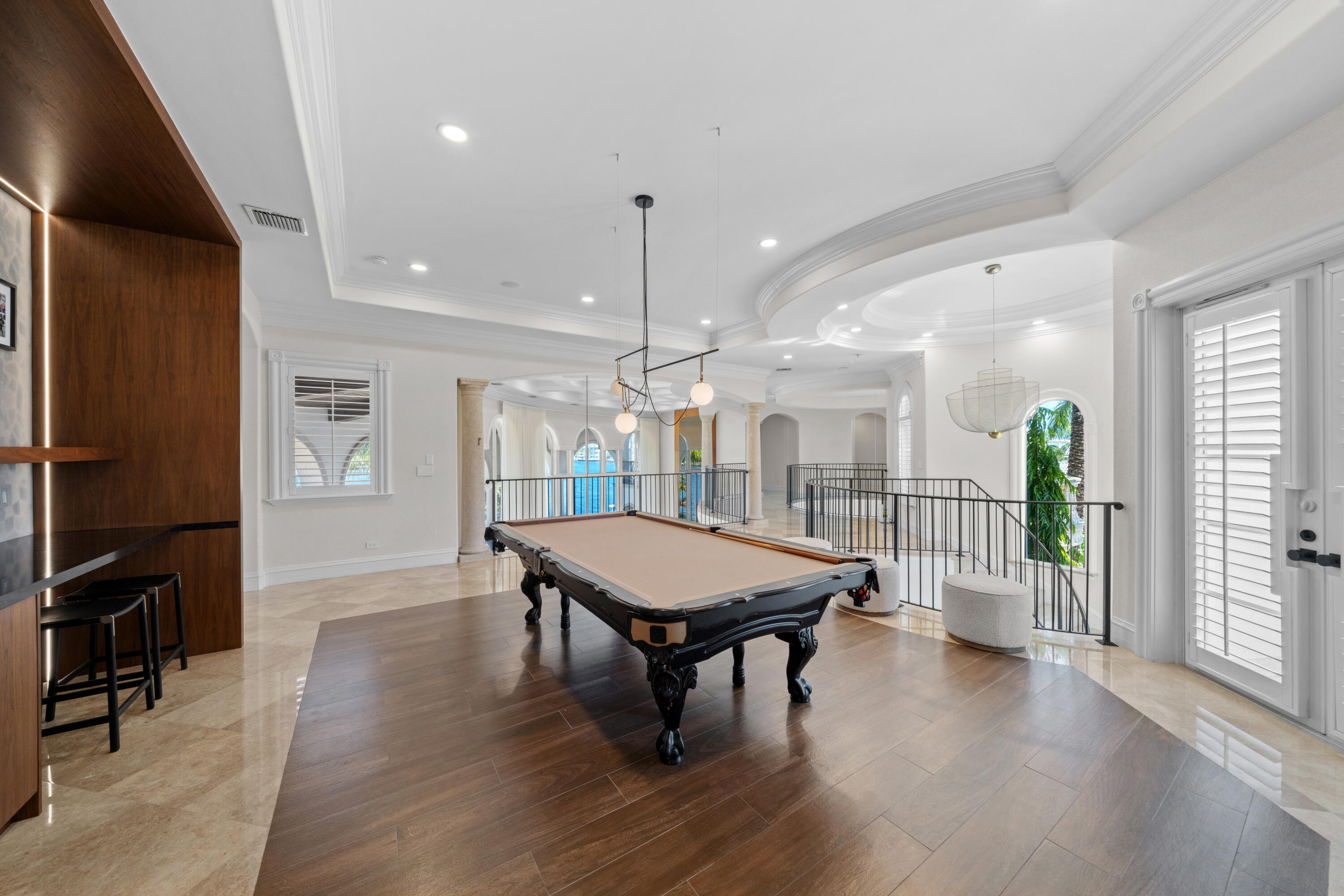 2593 SE 8th Street
