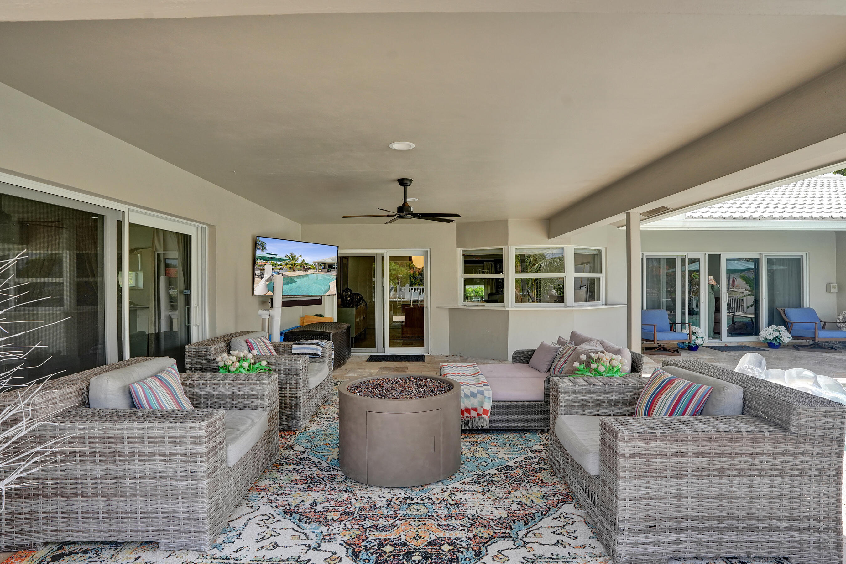 5711 Bayview Drive