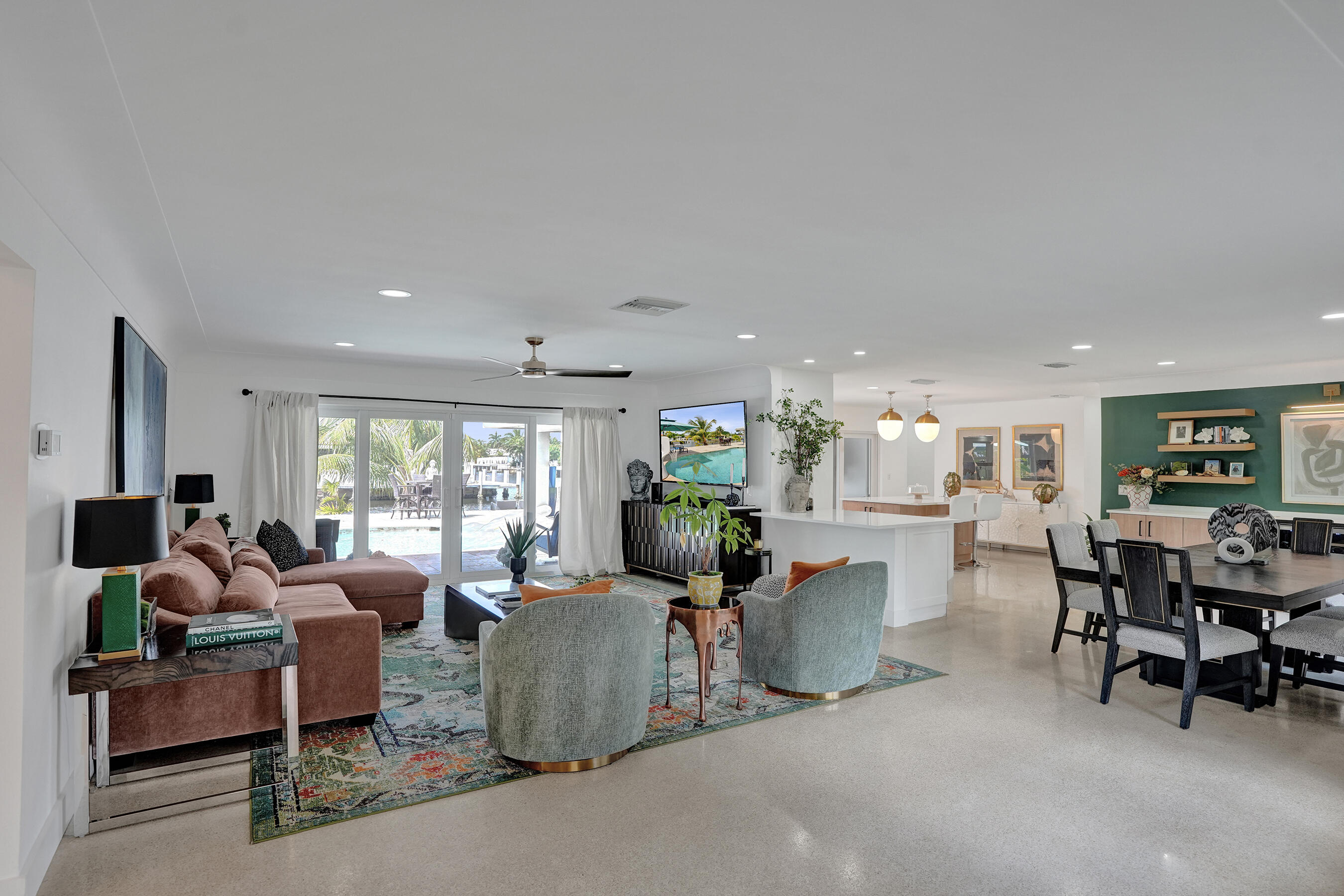 5711 Bayview Drive