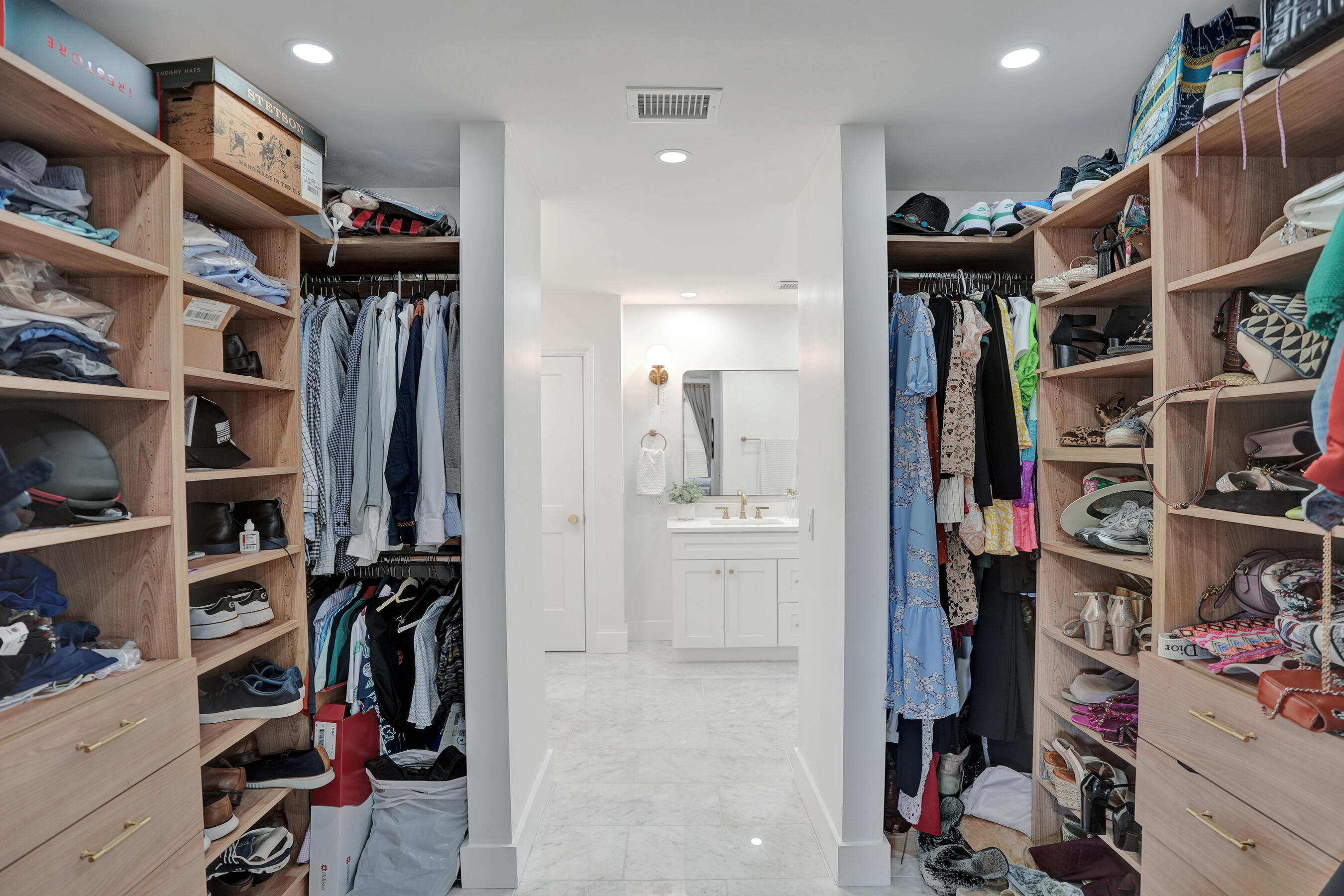 5711 Bayview Drive