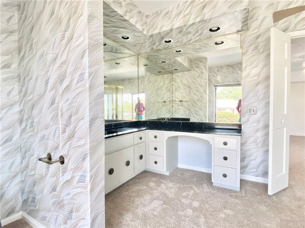 71 Bay Colony Drive