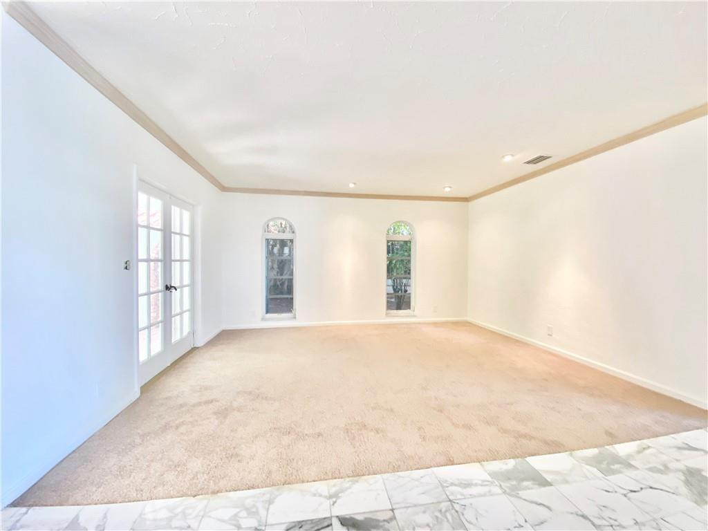 71 Bay Colony Drive